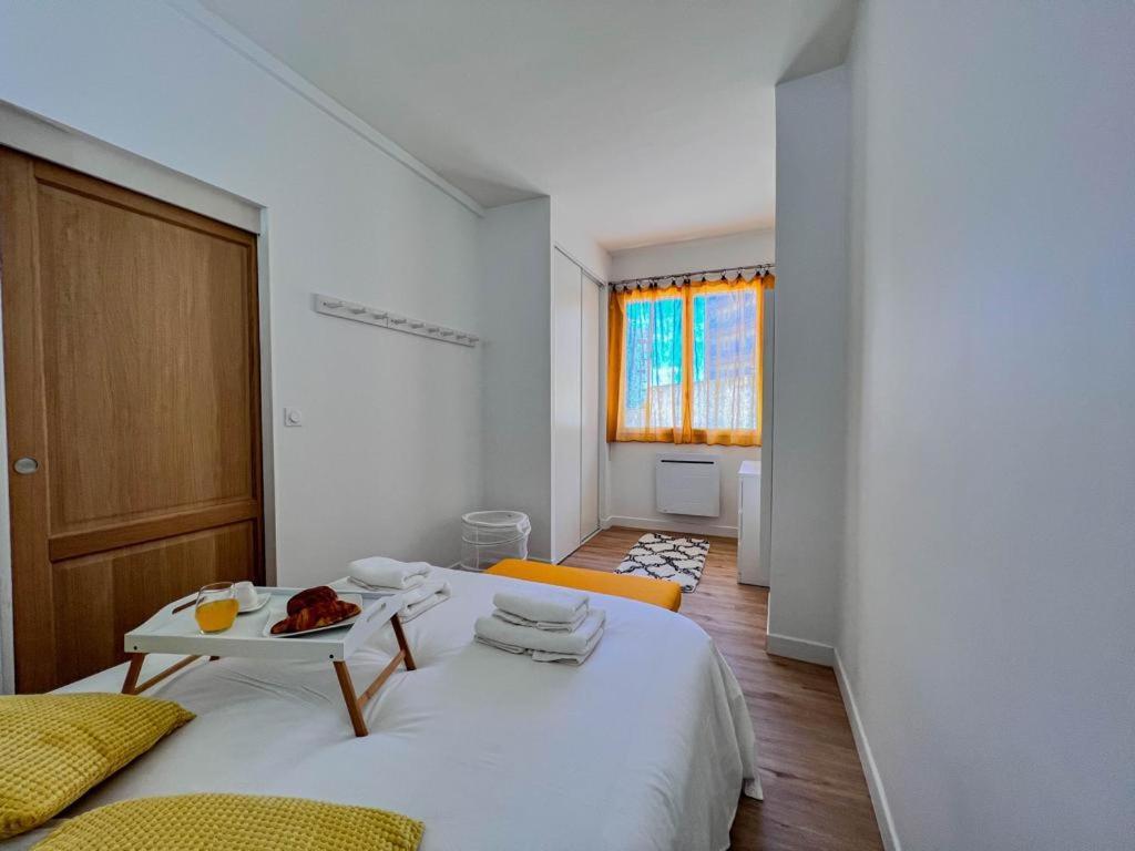 Appartement Vue Mer Parking Prive Place Med Кане Екстериор снимка